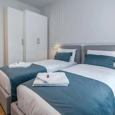Apartamento Luxury 2-bedroom Station *
