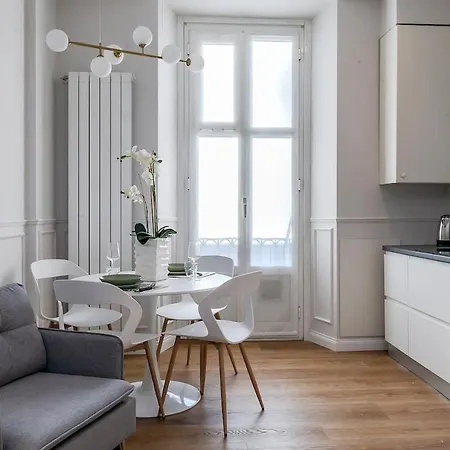 Luxury 2-bedroom Station * Milán