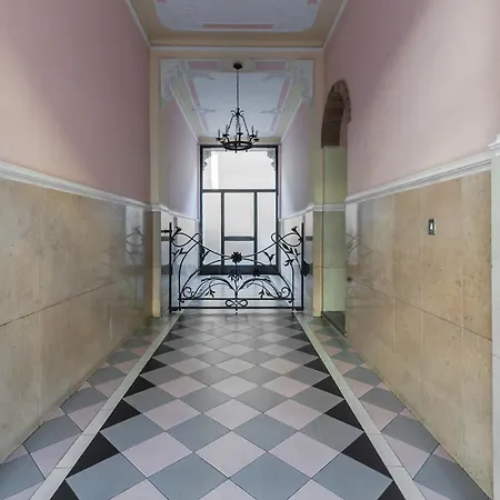 Apartamento Luxury 2-bedroom Station *